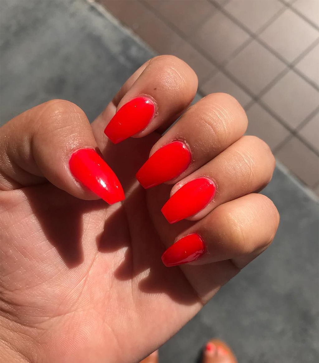 Best Red Nail Colors Gel Polish for your Hands